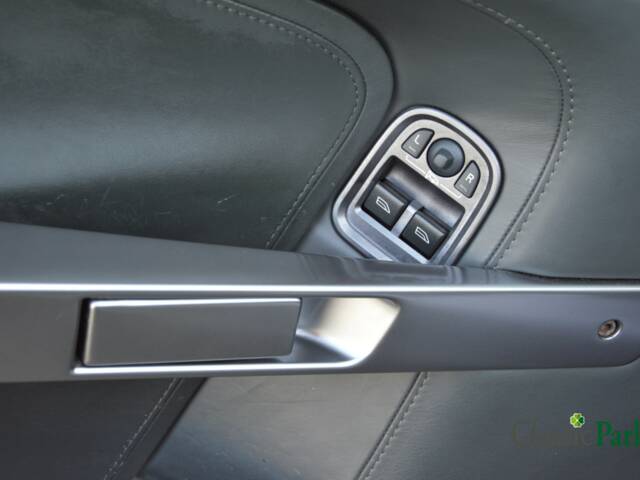Aston Martin DB 9 Volante