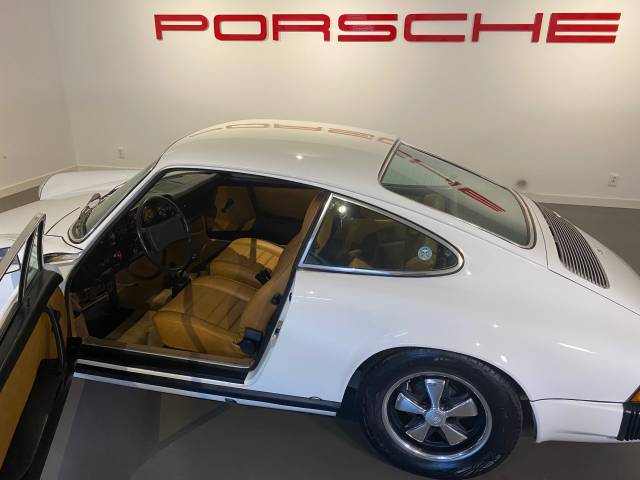 Porsche 911 2.7