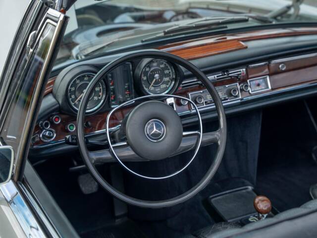 Mercedes-Benz 280 SE 3,5