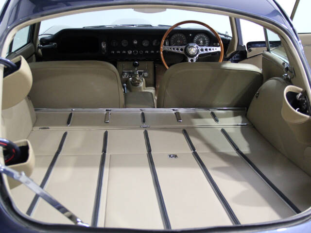 Jaguar E-Type 4.2