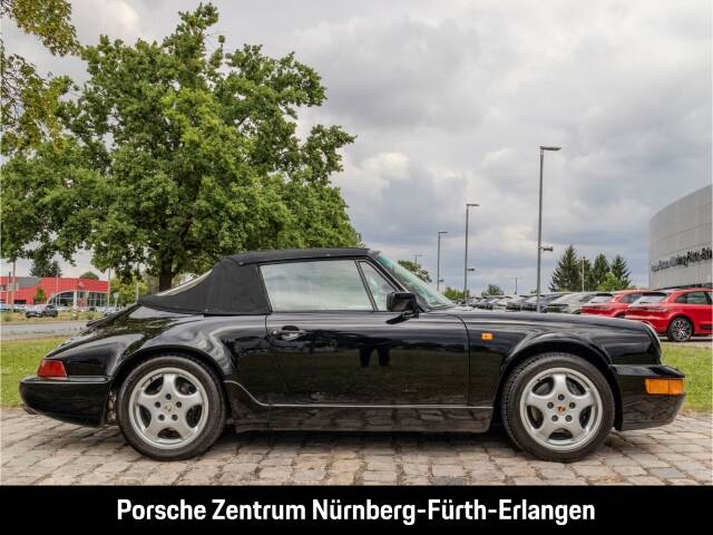 Porsche 911 Carrera 4