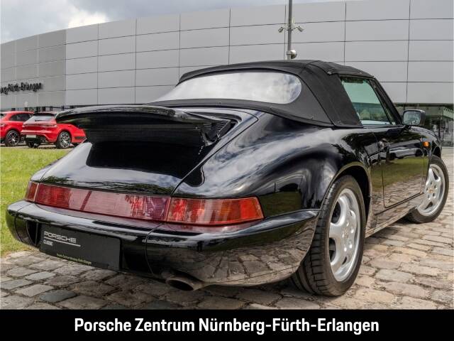 Porsche 911 Carrera 4