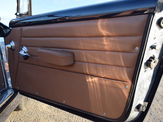 Lancia Flaminia GT 3C 2.5 Convertible - Lancia Flaminia Convertible 2.5L 3 C completely restored