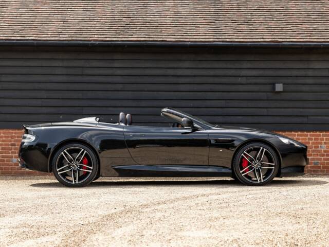 Aston Martin DB 9 GT Volante