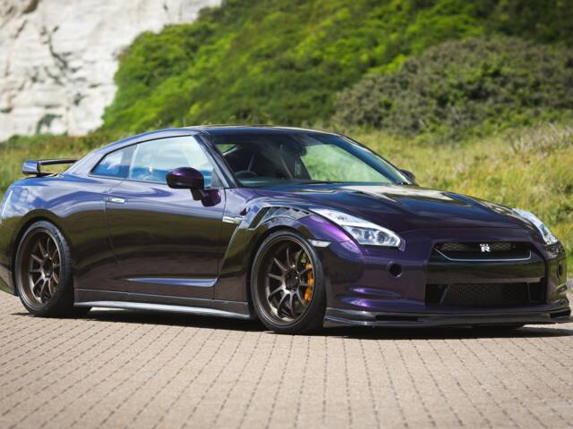 Nissan GT-R