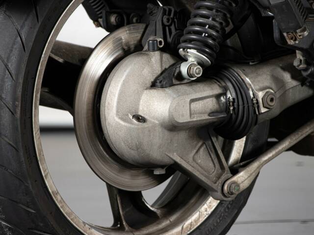 BMW K1