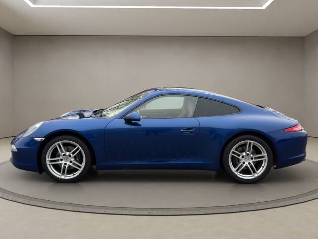 Porsche 911 Carrera