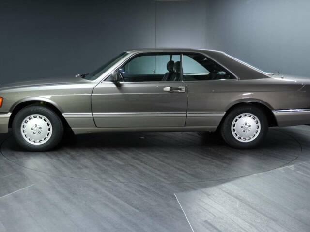 Mercedes-Benz 560 SEC