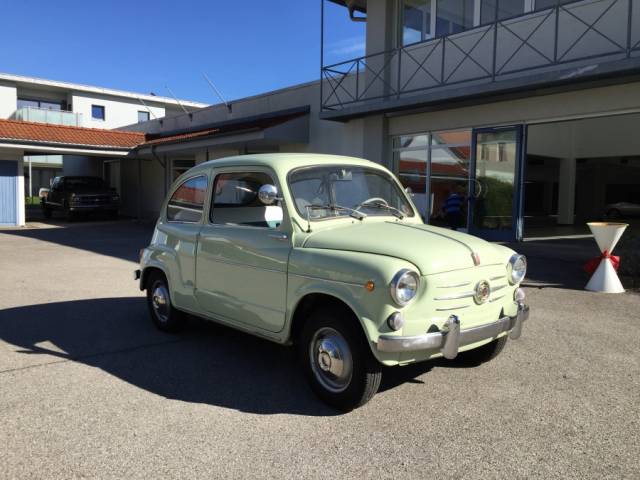 FIAT 600