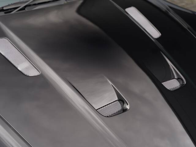Aston Martin DBS
