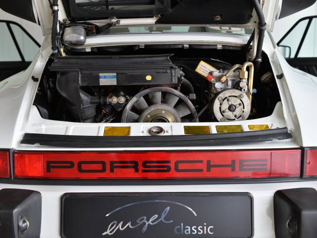 Porsche 911 Turbo 3.3