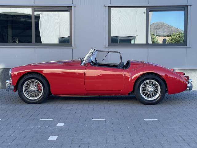 MG MGA 1600