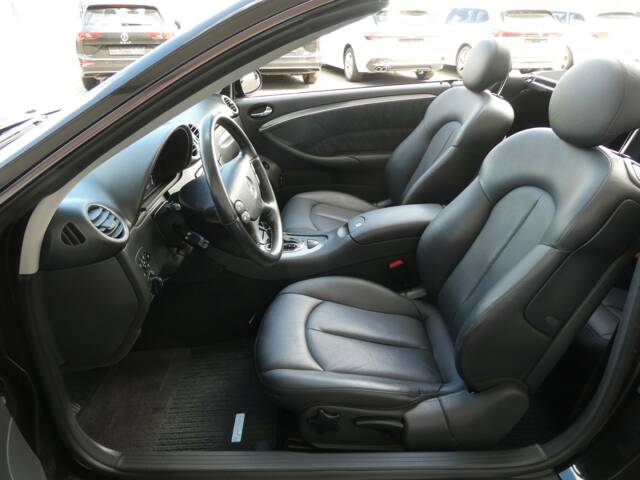 Mercedes-Benz CLK 320