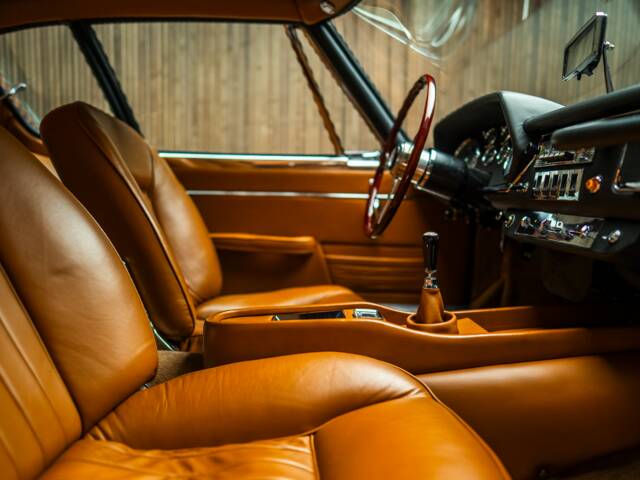 Maserati Mistral 3700