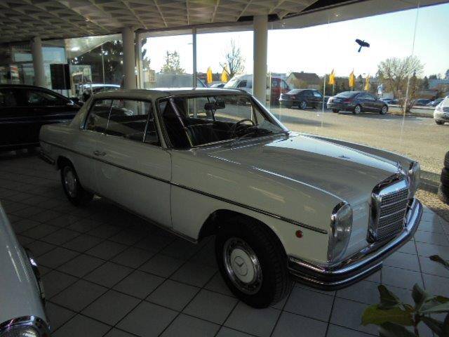 Mercedes-Benz 250 CE