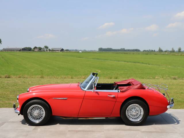 Austin-Healey 3000 Mk III (BJ8)