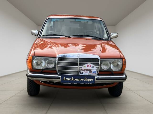 Mercedes-Benz 250 lang