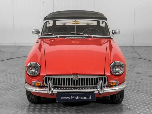 Immagine 1/82 di MG MGB (1967)