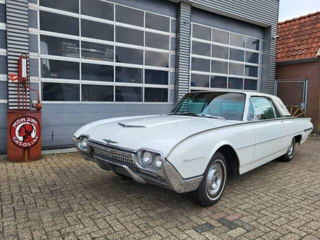 Ford Thunderbird Landau Coupe