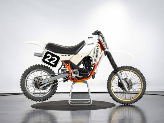 Armstrong MT 500