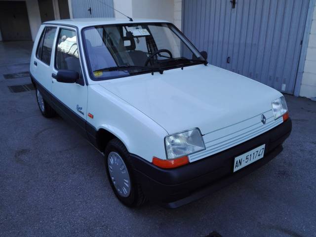 Bild 1/14 von Renault R 5 (1990)