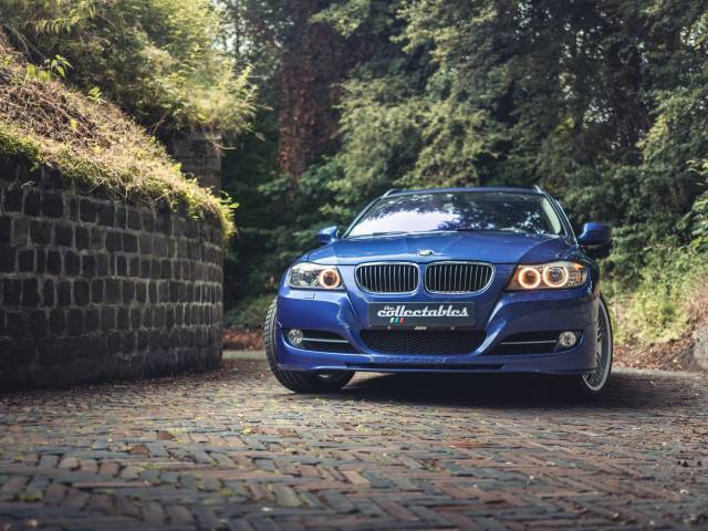 Image 1/47 de ALPINA B3 Bi-Turbo Allrad (2010)
