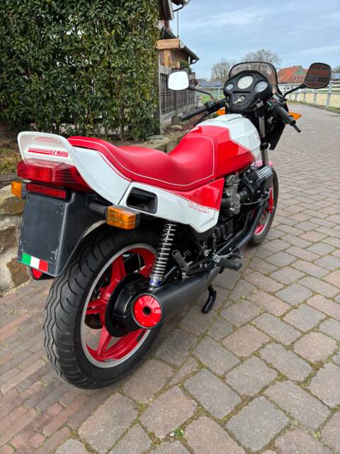 Moto Guzzi 1000 LeMans