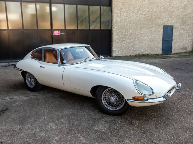 Jaguar E-Type 4.2