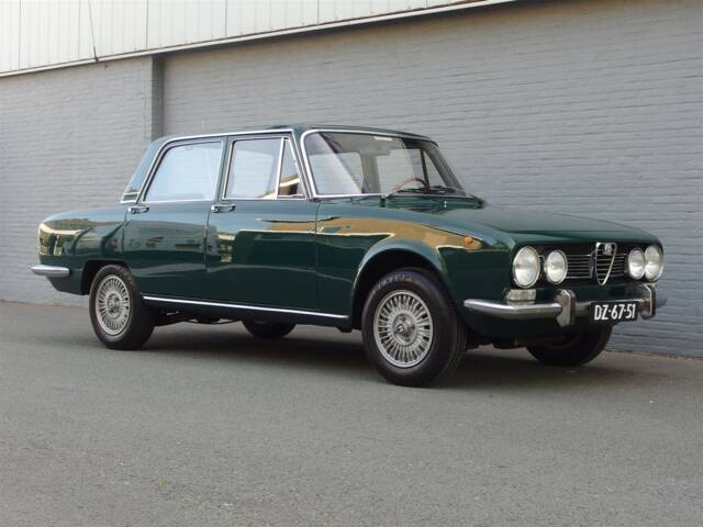 Image 1/99 of Alfa Romeo 1750 Berlina (1970)