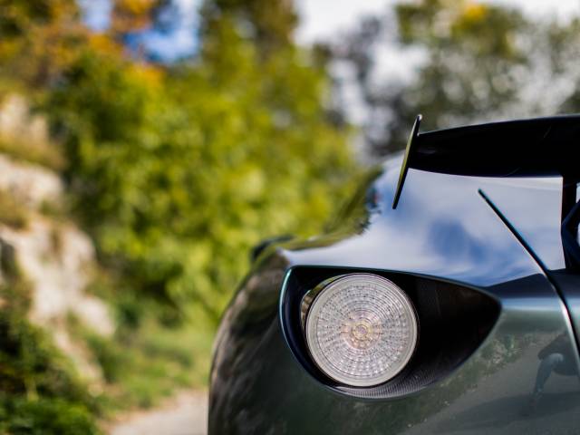 Aston Martin V12 Zagato