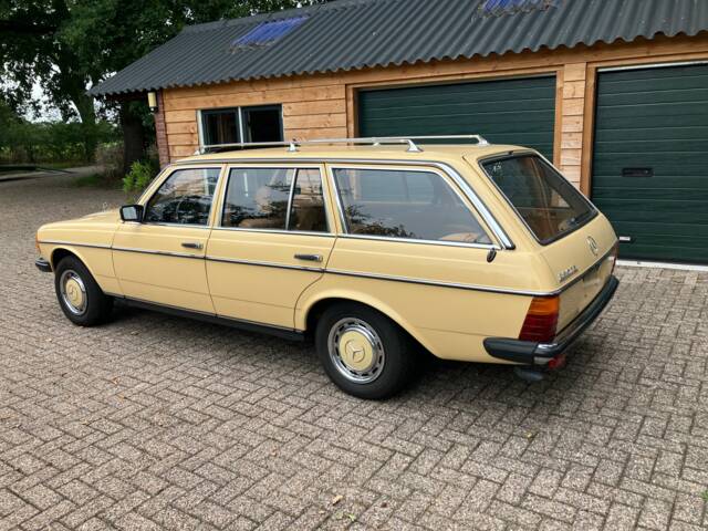 Mercedes-Benz 230 TE