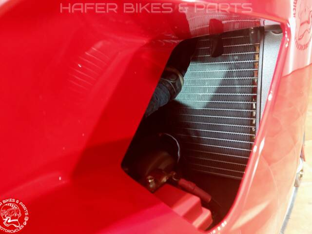 Ducati 748 S