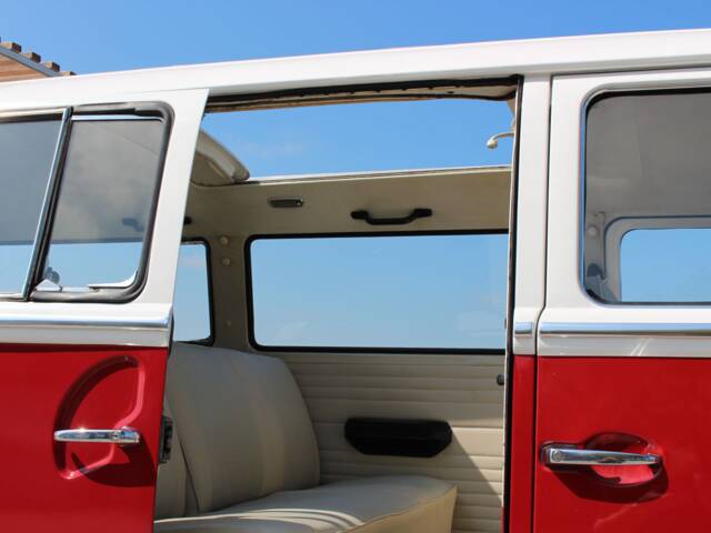 Volkswagen T2a minibus L