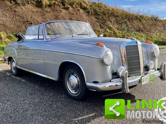Image 1/10 of Mercedes-Benz 220 SE Cabriolet (1960)