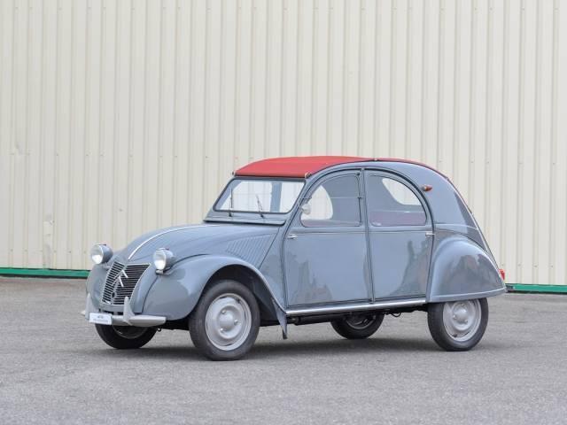 Image 1/26 of Citroën 2 CV (1960)