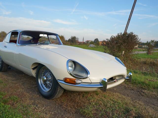Jaguar E-Type 3.8