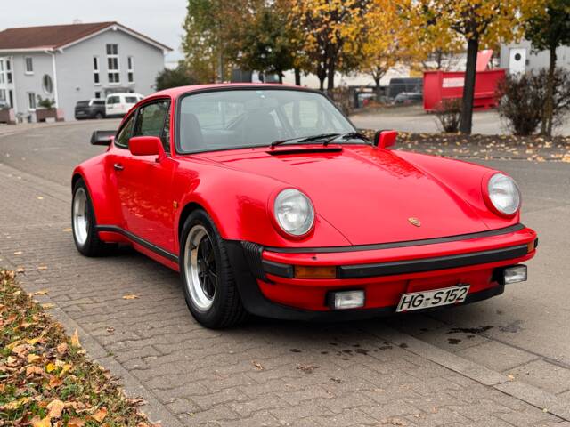 Porsche 911 Turbo 3.3