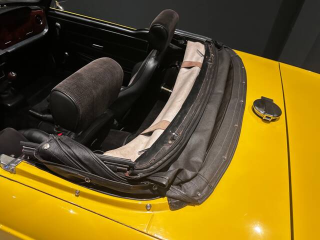Triumph TR 6 PI