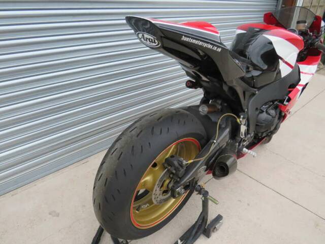 Honda CBR 1000 RR Fireblade