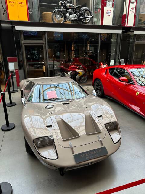Ford GT40