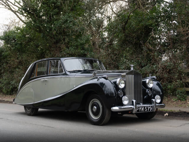 Image 1/15 of Rolls-Royce Silver Dawn (1956)