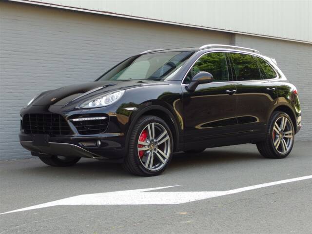 Image 1/98 de Porsche Cayenne Turbo (2010)