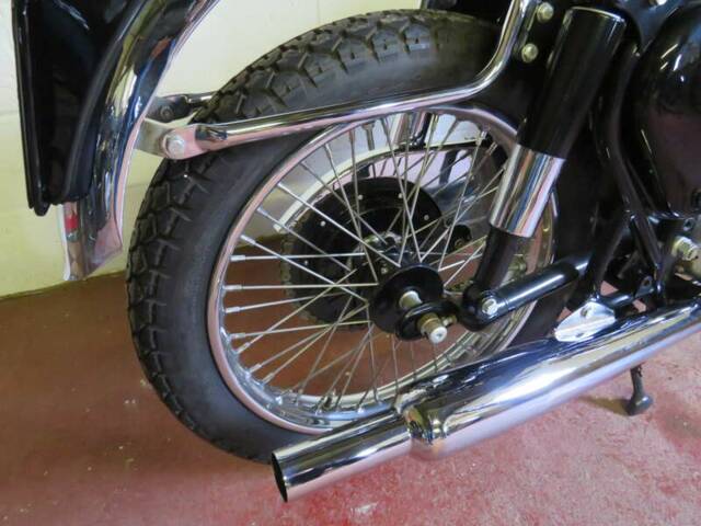 BSA DBD 34 Gold Star