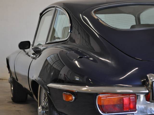 Jaguar E-Type V12 (2+2)