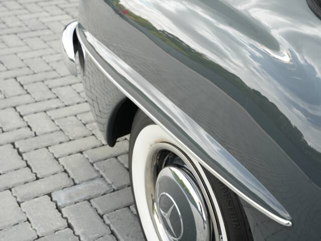 Mercedes-Benz 190 SL