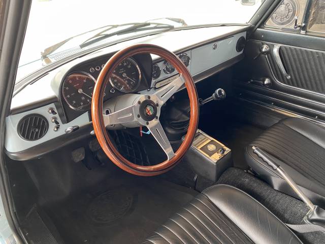 Alfa Romeo 1750 Spider Veloce