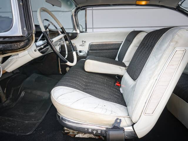 Cadillac Coupe DeVille