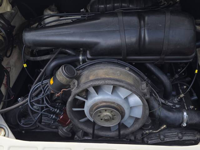 Porsche 911 2.4 T