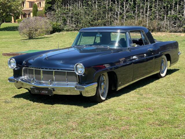 Image 1/25 of Lincoln Continental Mark II (1956)