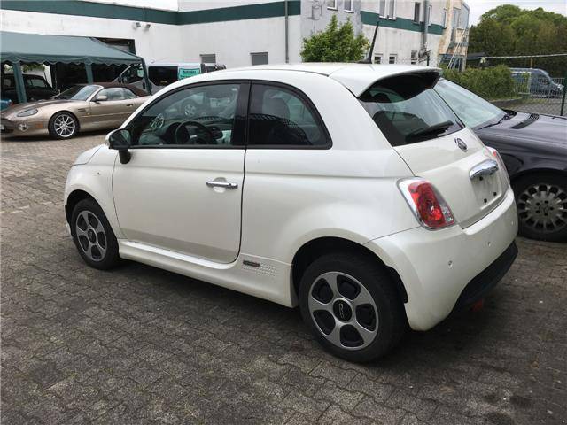 FIAT 500e